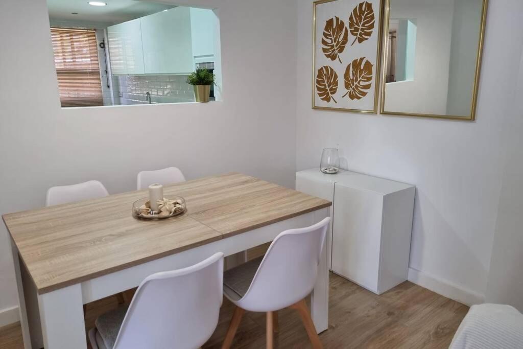 Appartamento Apartamento A Un Paseo De La Playa Fuengirola Esterno foto