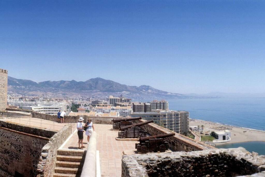 Appartamento Apartamento A Un Paseo De La Playa Fuengirola Esterno foto